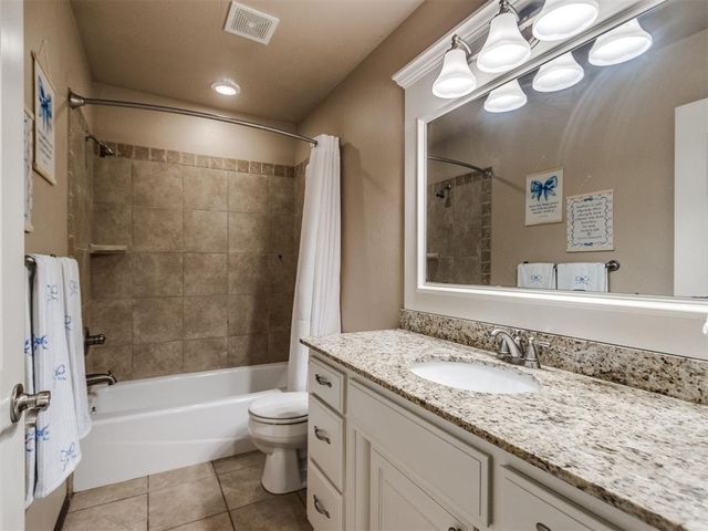 12500 Heathfield Lane, Oklahoma City, OK 73173