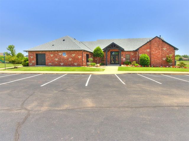 12500 Heathfield Lane, Oklahoma City, OK 73173