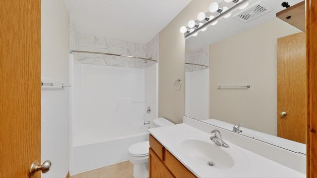 3639 Kenosha Drive NW, Rochester, MN 55901