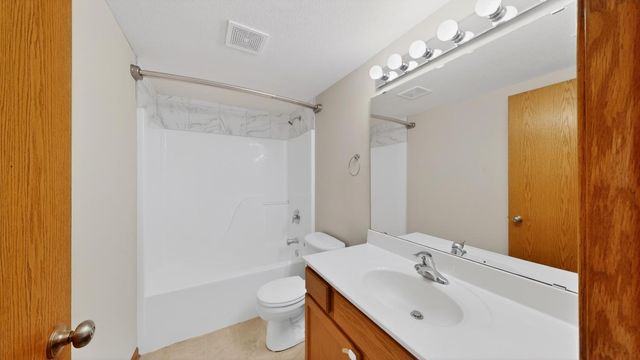 3639 Kenosha Drive NW, Rochester, MN 55901