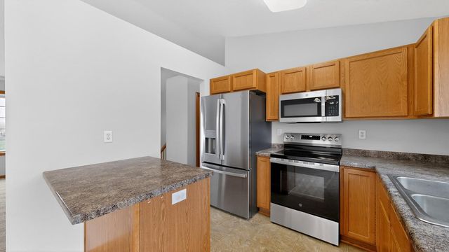 3639 Kenosha Drive NW, Rochester, MN 55901