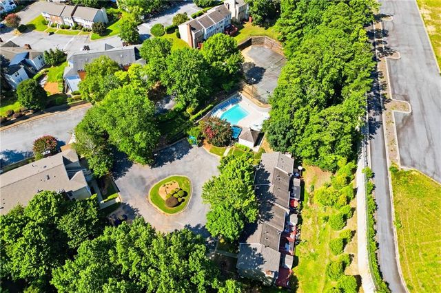 6422 Wedgeview Drive, Tucker, GA 30084