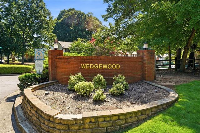 6422 Wedgeview Drive, Tucker, GA 30084
