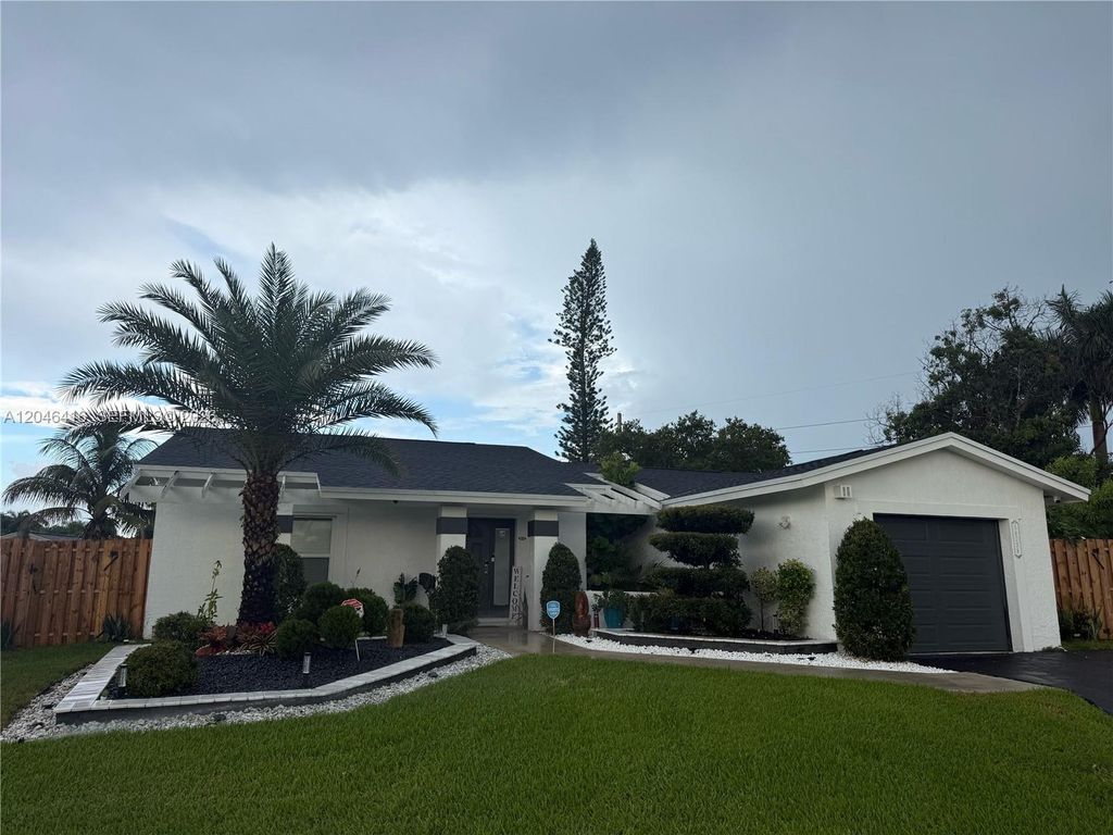 16736 SW 5th Way, Weston, FL 33326