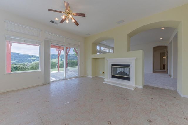 295 Via Vaquero Norte, San Juan Bautista, CA 95045