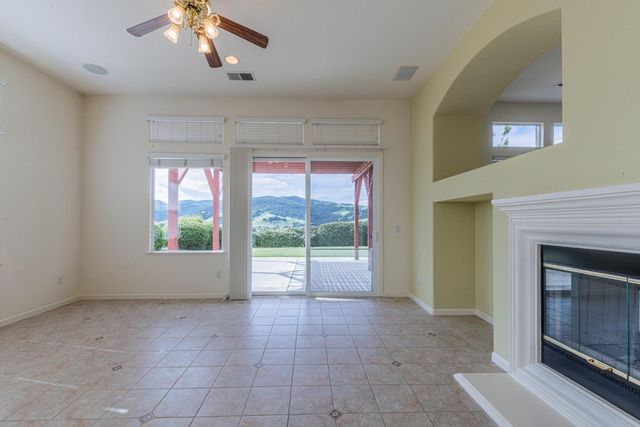 295 Via Vaquero Norte, San Juan Bautista, CA 95045