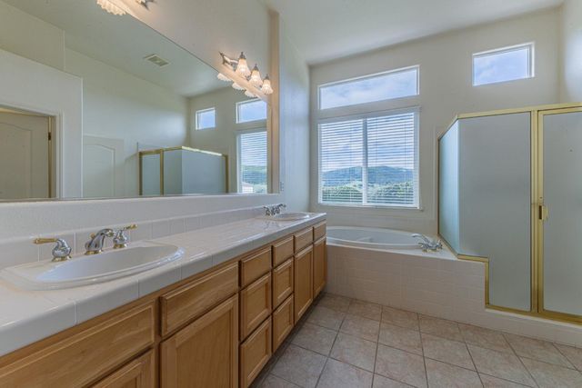 295 Via Vaquero Norte, San Juan Bautista, CA 95045