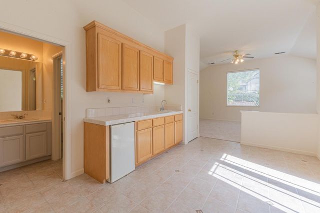 295 Via Vaquero Norte, San Juan Bautista, CA 95045