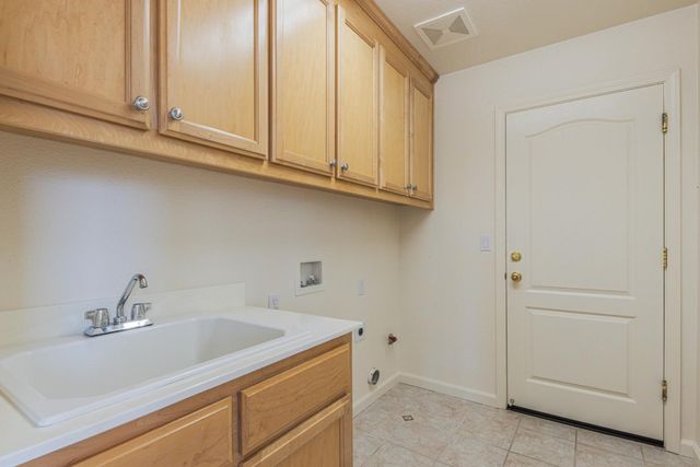 295 Via Vaquero Norte, San Juan Bautista, CA 95045