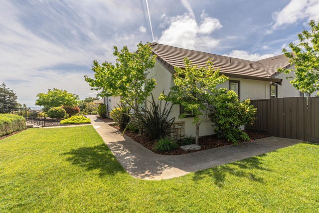 295 Via Vaquero Norte, San Juan Bautista, CA 95045