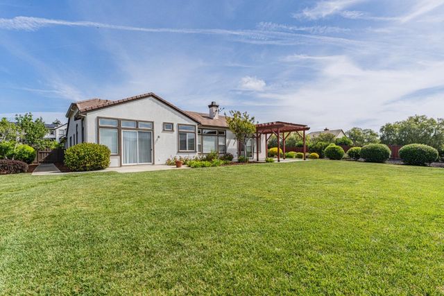 295 Via Vaquero Norte, San Juan Bautista, CA 95045