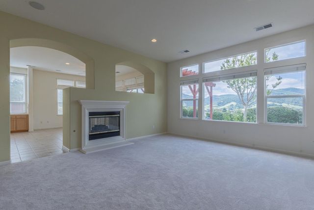 295 Via Vaquero Norte, San Juan Bautista, CA 95045
