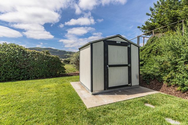 295 Via Vaquero Norte, San Juan Bautista, CA 95045