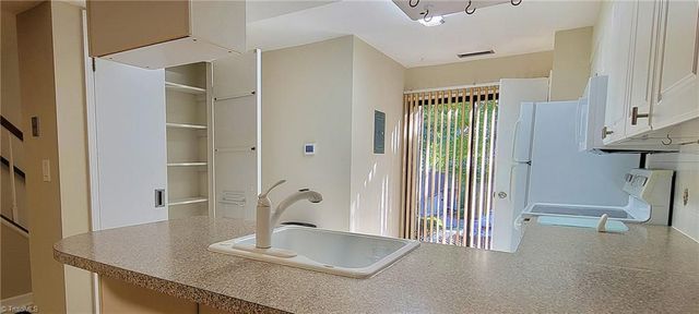 203 Lamplighter Circle, Winston-salem, NC 27104