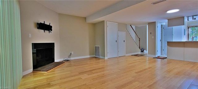 203 Lamplighter Circle, Winston-salem, NC 27104