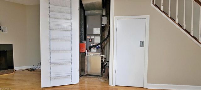 203 Lamplighter Circle, Winston-salem, NC 27104