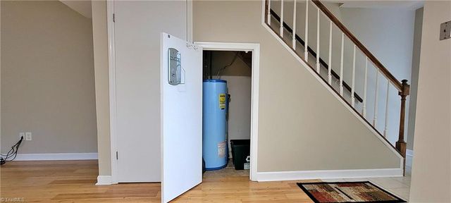 203 Lamplighter Circle, Winston-salem, NC 27104