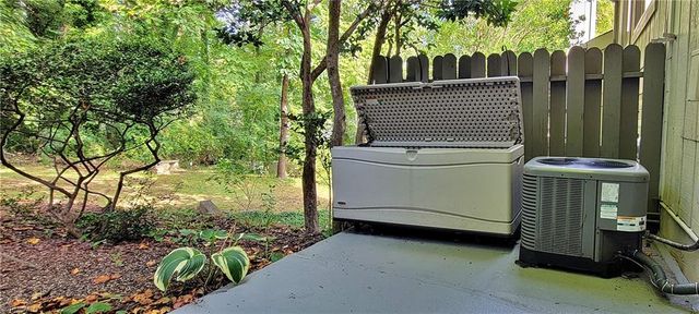 203 Lamplighter Circle, Winston-salem, NC 27104