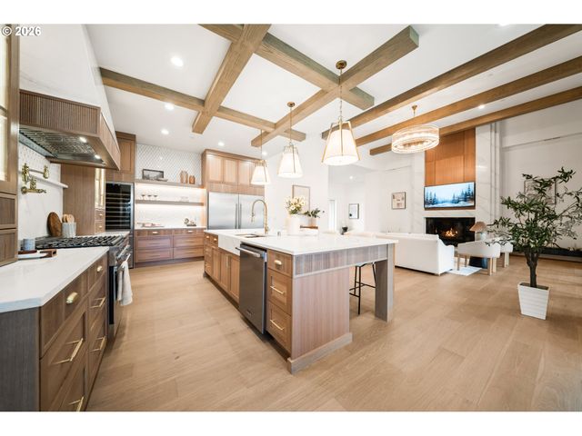 697 SOMMERSET Rd, Woodland, WA 98674