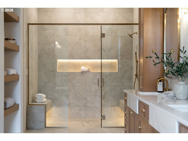 697 SOMMERSET Rd, Woodland, WA 98674