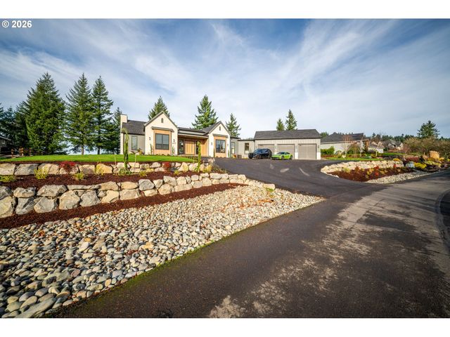 697 SOMMERSET Rd, Woodland, WA 98674