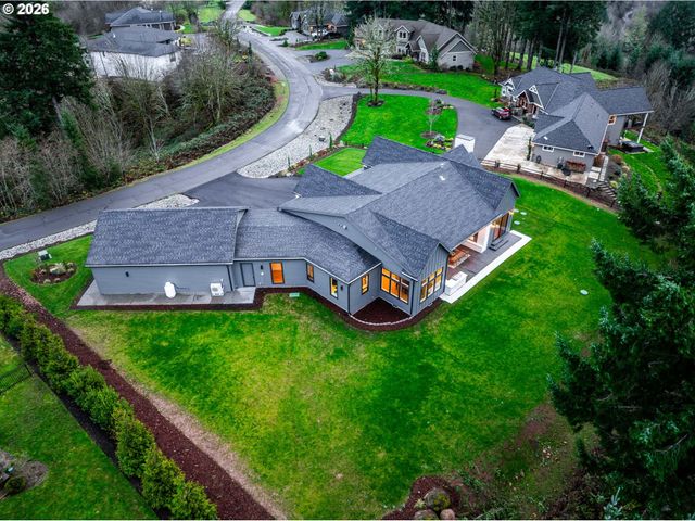 697 SOMMERSET Rd, Woodland, WA 98674