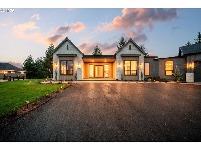 697 SOMMERSET Rd, Woodland, WA 98674