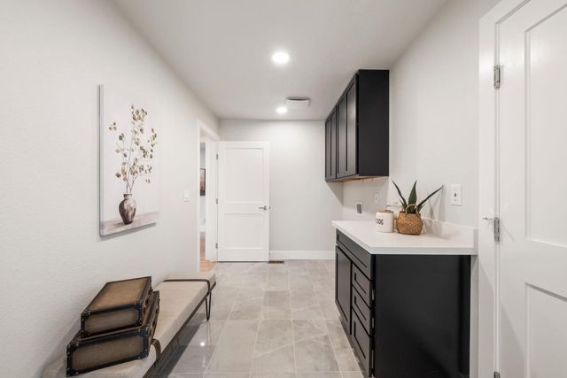 18209 Wildflower Dr, Penn Valley, CA 95946