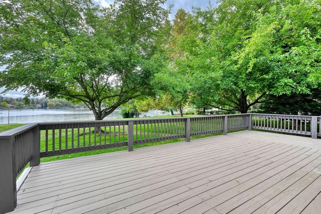 18209 Wildflower Dr, Penn Valley, CA 95946