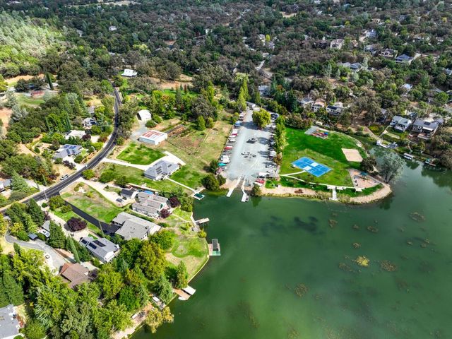 18209 Wildflower Dr, Penn Valley, CA 95946