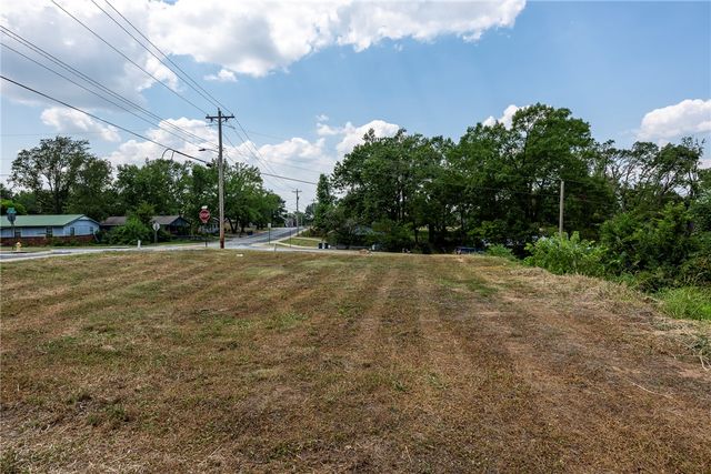 NW 3rd Street, Bentonville, AR 72712