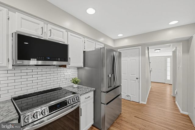 1402 COPPER BEECH CT, Sykesville, MD 21784