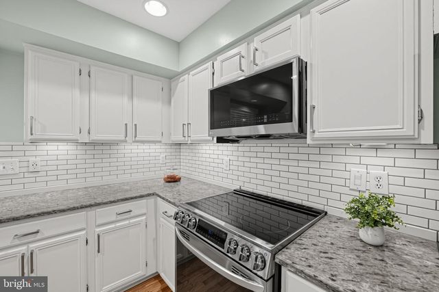 1402 COPPER BEECH CT, Sykesville, MD 21784