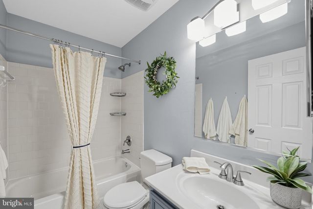 1402 COPPER BEECH CT, Sykesville, MD 21784