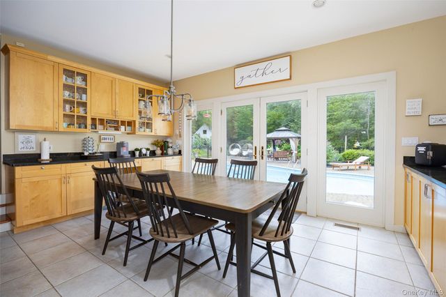 3302 Route 55, Pawling, NY 12564