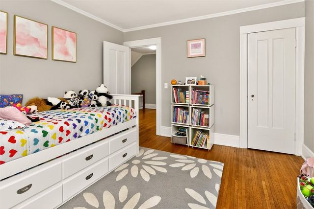 985 Harvard Street, Rochester, NY 14610