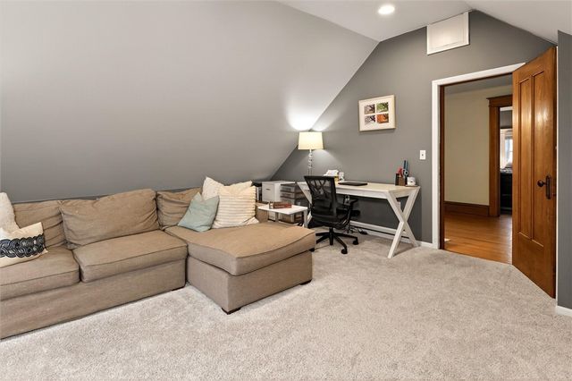 985 Harvard Street, Rochester, NY 14610