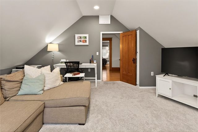 985 Harvard Street, Rochester, NY 14610