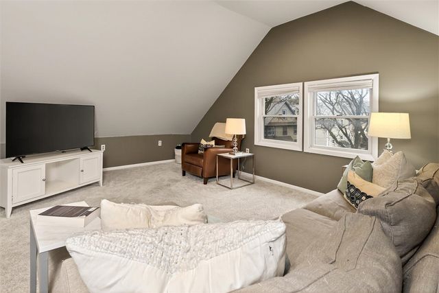 985 Harvard Street, Rochester, NY 14610