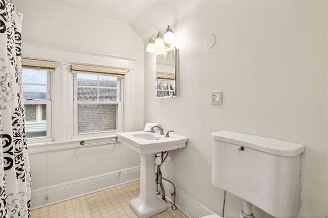 985 Harvard Street, Rochester, NY 14610