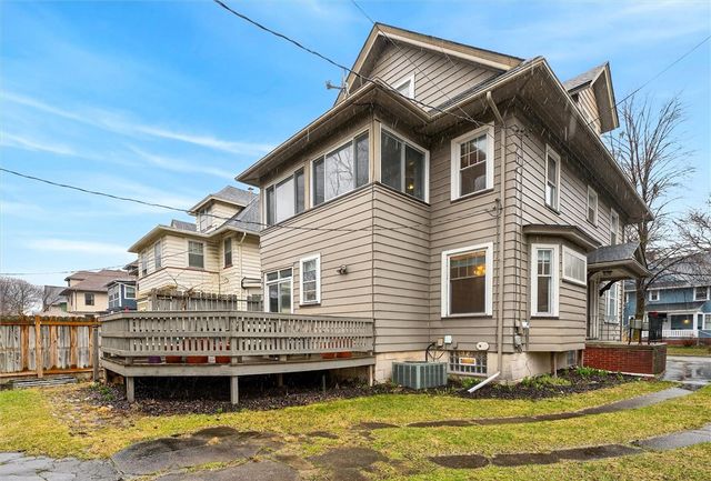 985 Harvard Street, Rochester, NY 14610