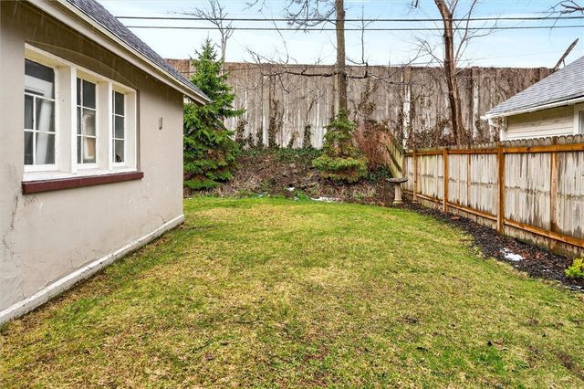 985 Harvard Street, Rochester, NY 14610