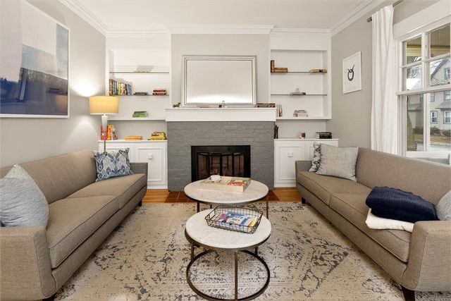 985 Harvard Street, Rochester, NY 14610