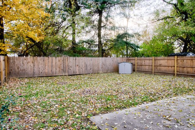 2315 S 37th St, Louisville, KY 40211