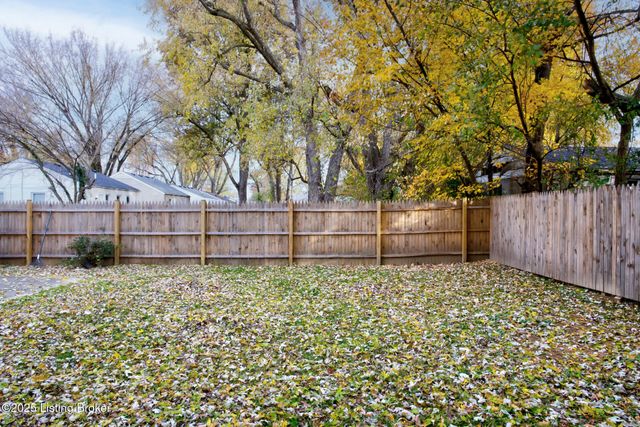 2315 S 37th St, Louisville, KY 40211