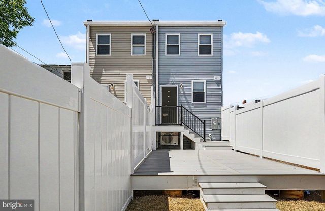 2717 BOONE ST, Baltimore, MD 21218