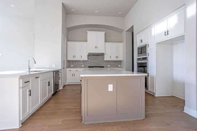 3521 Abingdon Avenue, Melissa, TX 75454