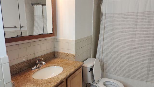 1323 Worcester Rd G7, Framingham, MA 01701