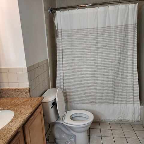 1323 Worcester Rd G7, Framingham, MA 01701