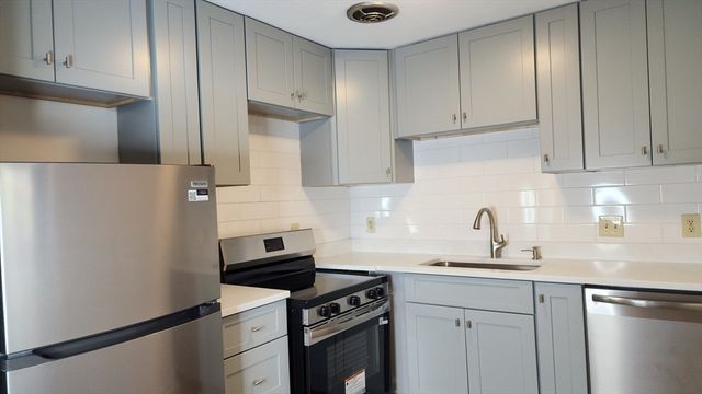 1323 Worcester Rd G7, Framingham, MA 01701